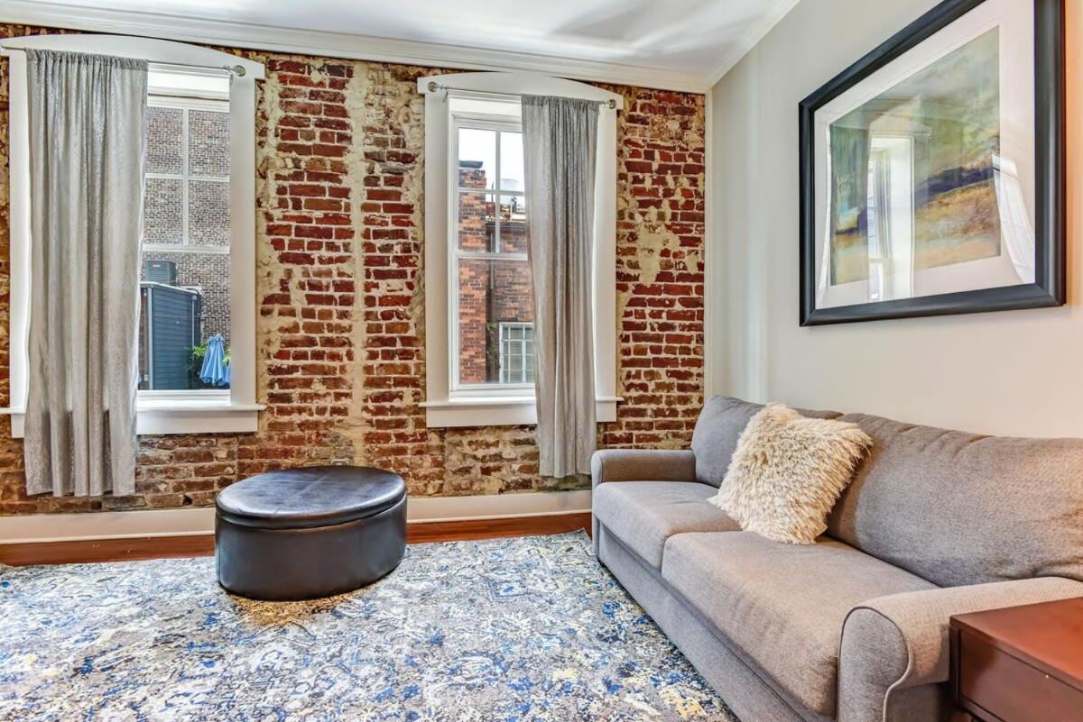 E Bay St Loft By City Market And River Street Savannah Exterior photo